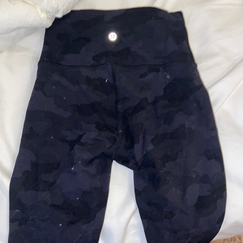 Lululemon camo navy and black